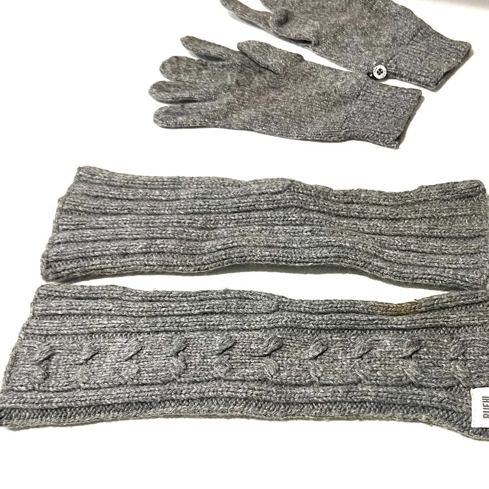 Two piece glove and arm warmer set